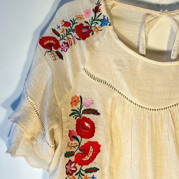 Altar'd State SZ L Ivory Embroidered Top Artsy Comfy Boho Cottage Feminine 70's - Picture 5 of 9